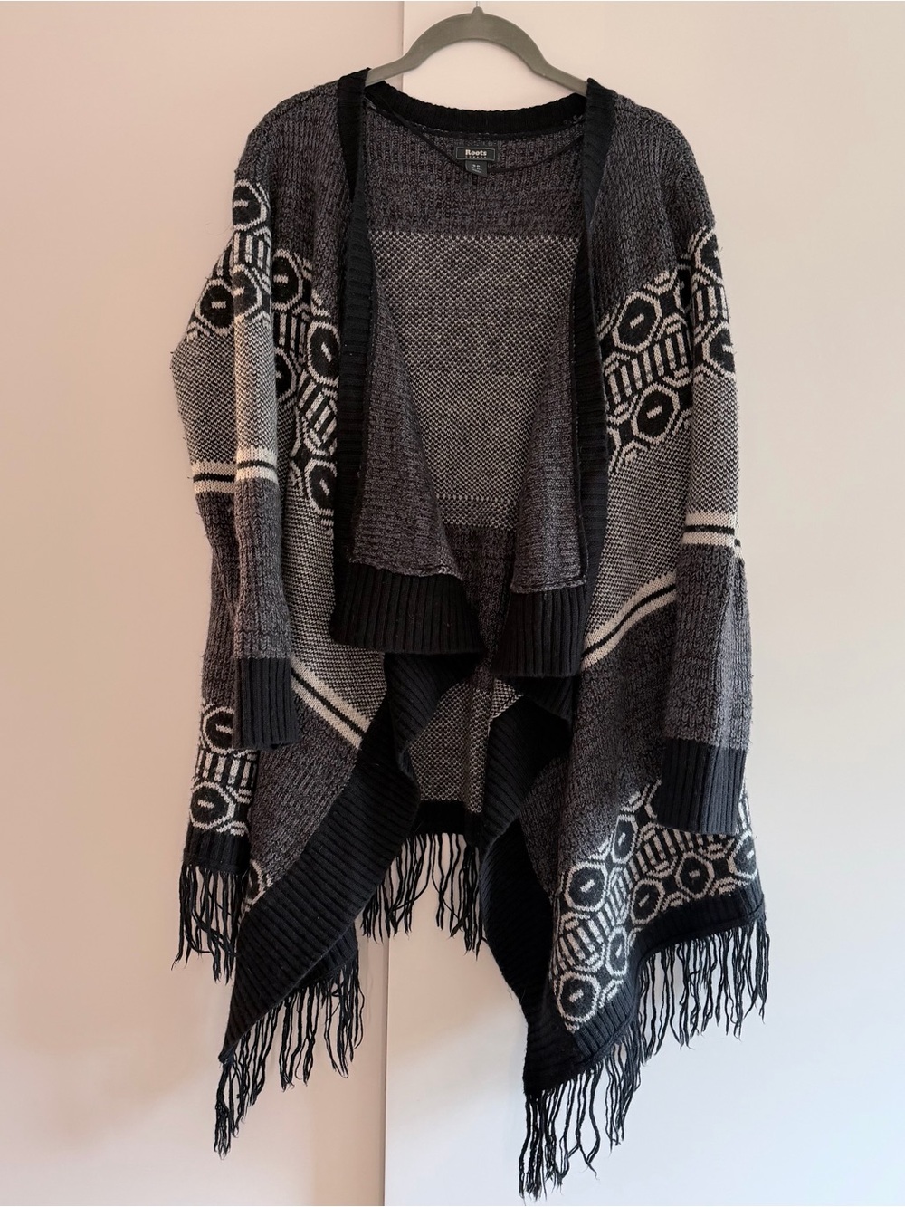 Roots Black & Gray Fringe Knit Open-Front Poncho